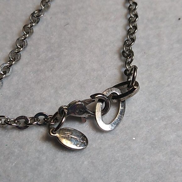 Vintage Bonnie J Elegant Multi-Color Open Circle Necklace - Picture 9 of 9